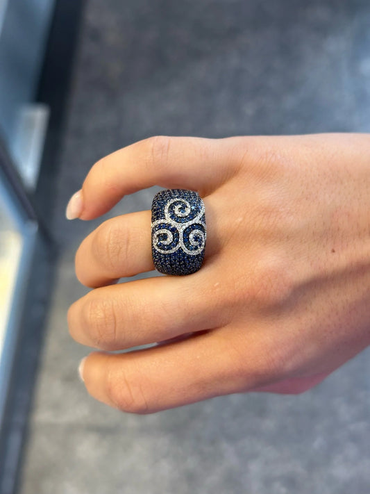 Ladies Pave Set Sapphire and Round Diamond Ring