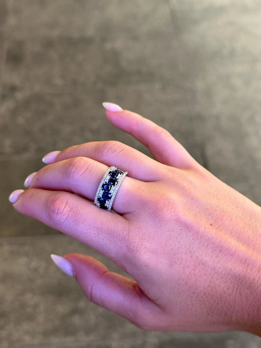 Ladies Seven Sapphire Stone Round Diamond Ring