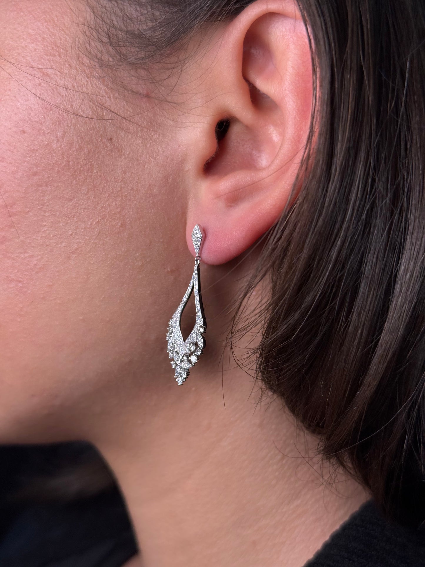 Ladies Round Diamond and Marquise Dangling Earring