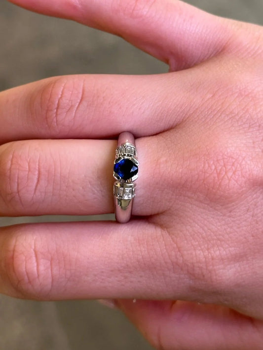 Ladies Center Sapphire Stone and Baguette Diamond Ring