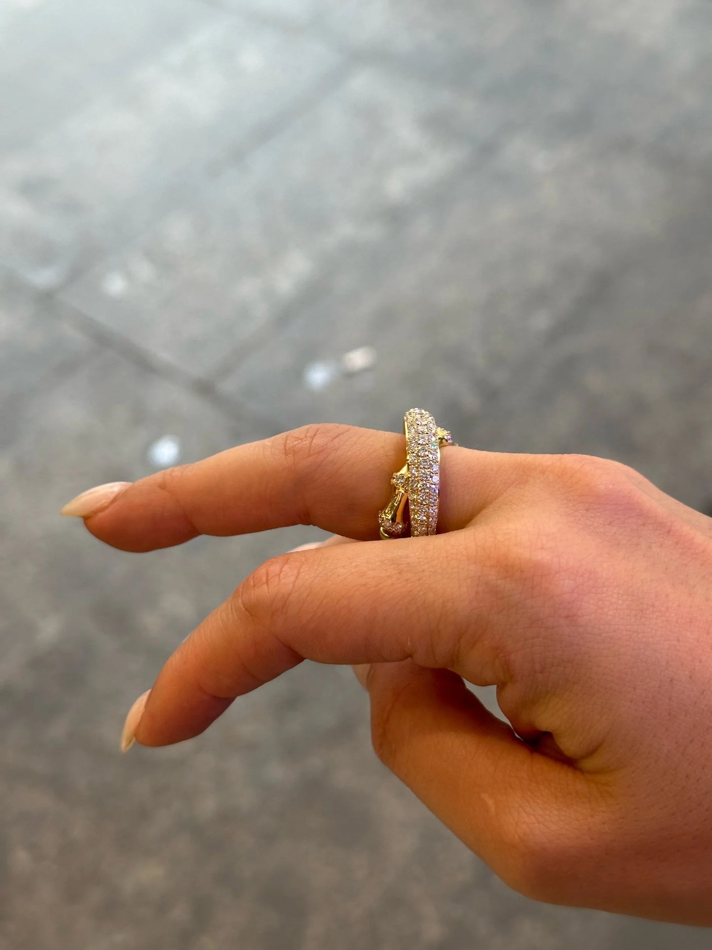 Ladies Pave Set Overlapping Ring