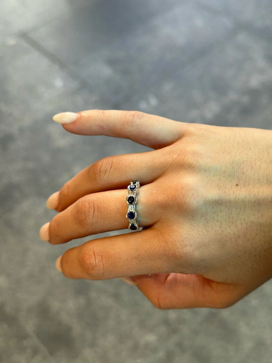 Ladies Sapphire Stone and Baguette Diamond Ring