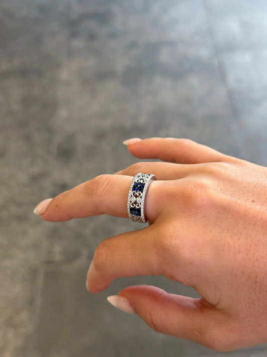 Ladies Three Sapphire Stone Round Diamond Ring