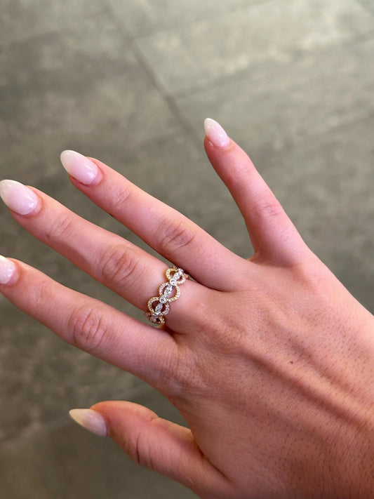 Ladies Three Tone Fancy Round Diamond Ring