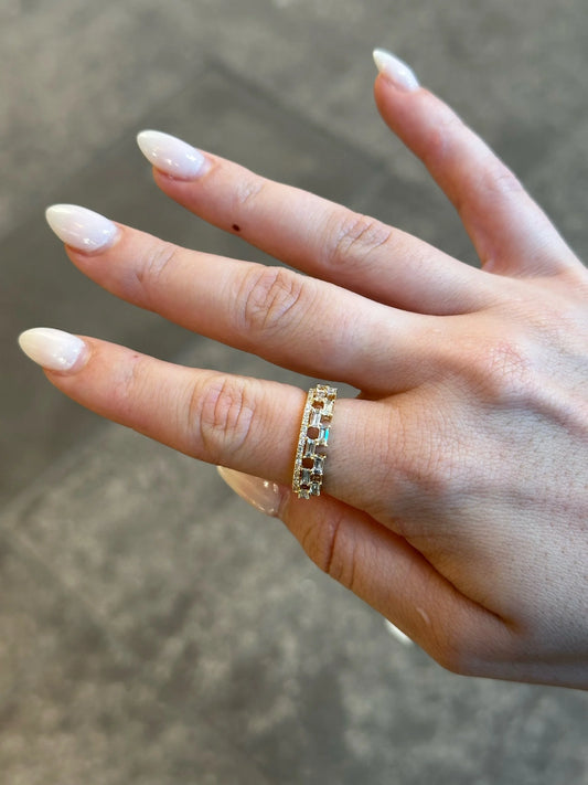 Ladies Baguette and Round Diamond Ring
