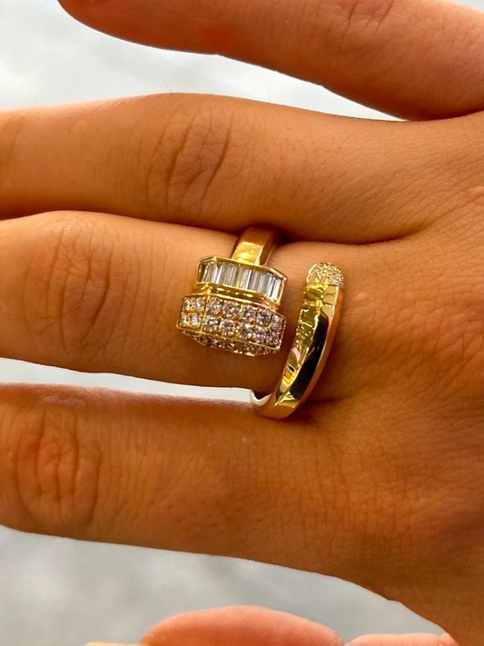 Ladies Modern Style Ring