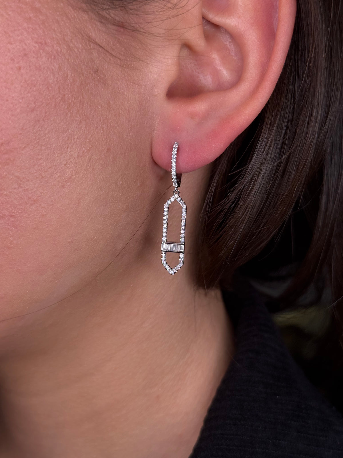 Ladies Round Diamond and Baguette Pointed Dangling Earring