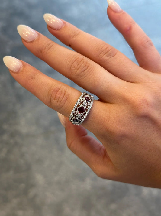 Ladies Square Shaped Ruby and Round Diamond Milgrain Ring
