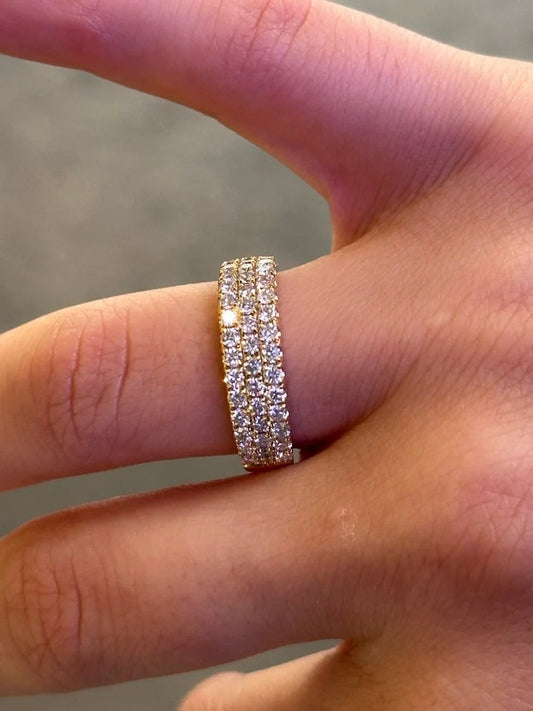 Ladies Three Row Round Diamond Band