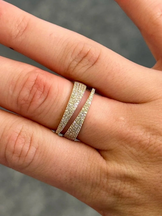 Ladies Pave Set Split Round Diamond Ring