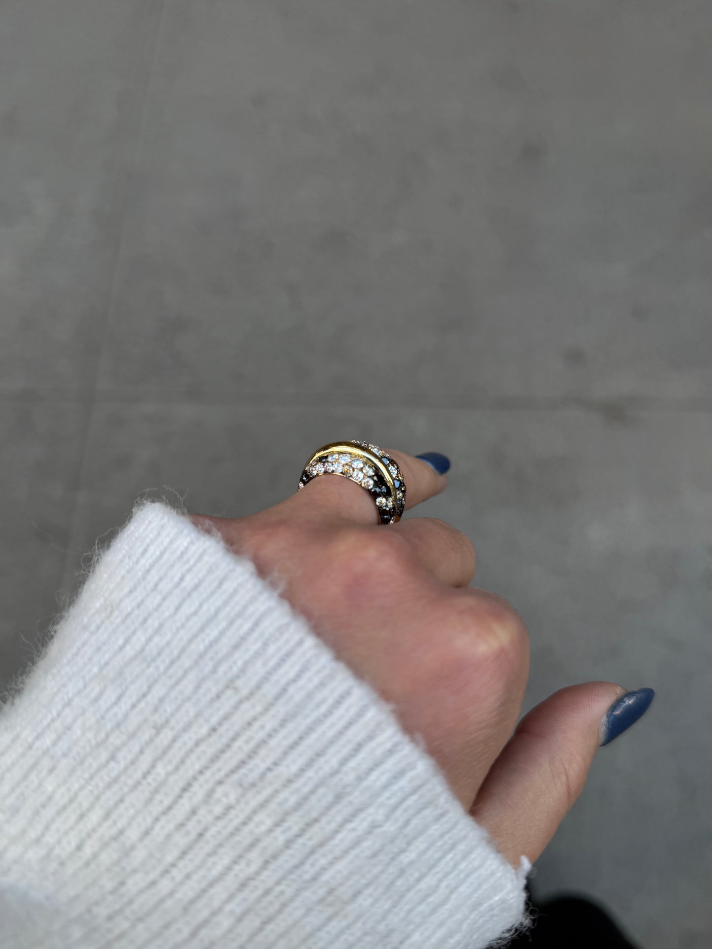Ladies Multi-Row Wide Dark Color Diamond Ring