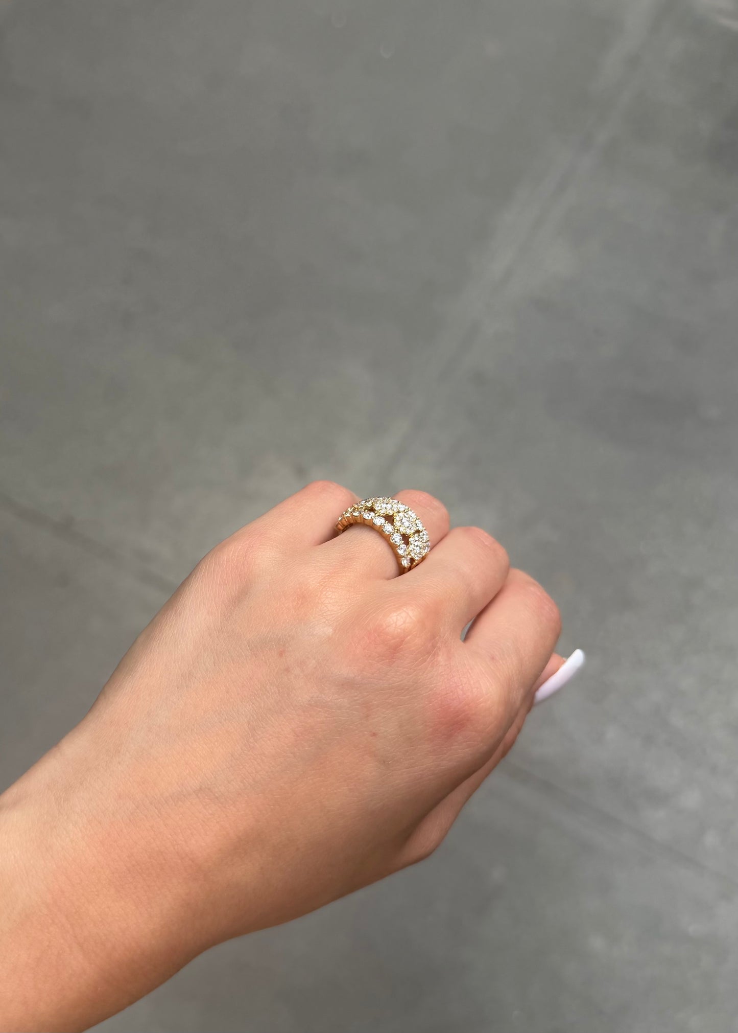 Ladies Wide 5 Round Diamond Cluster Ring