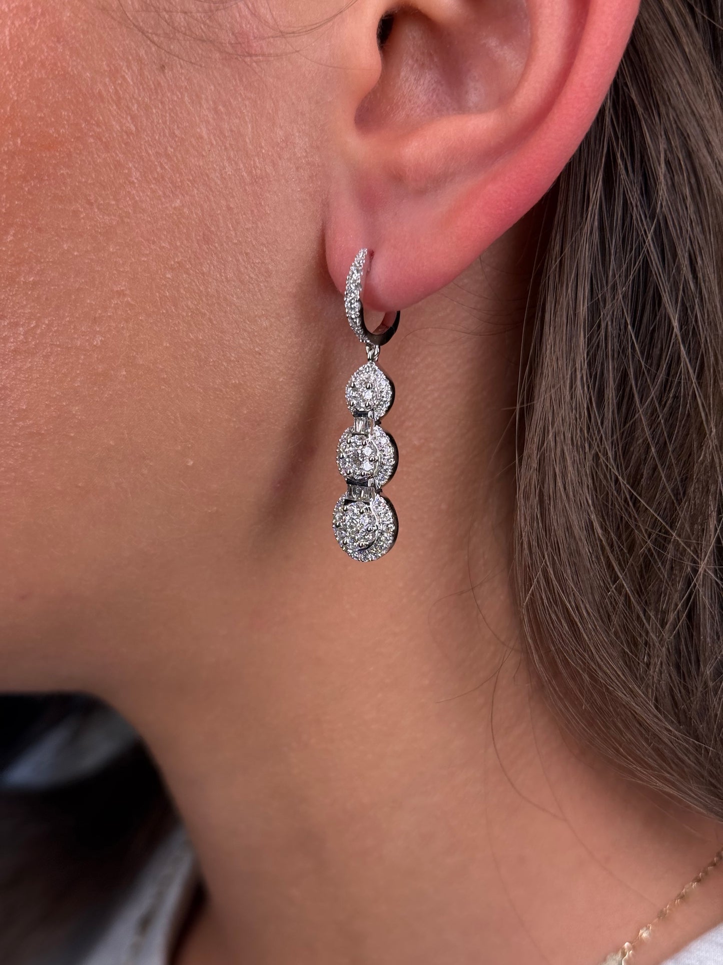 Ladies 3 Round Cluster Dangling Earring
