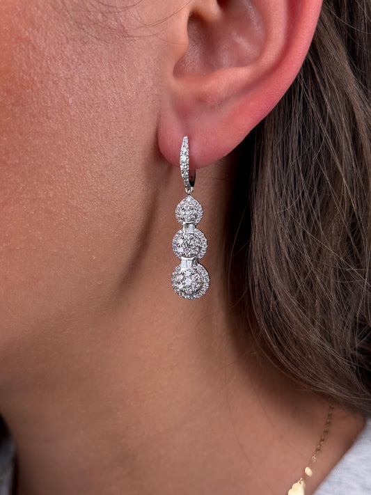 Ladies 3 Round Cluster Dangling Earring