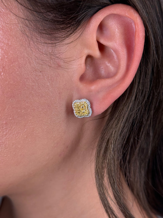 Ladies Clover Shaped Cluster Yellow Diamonds Stud