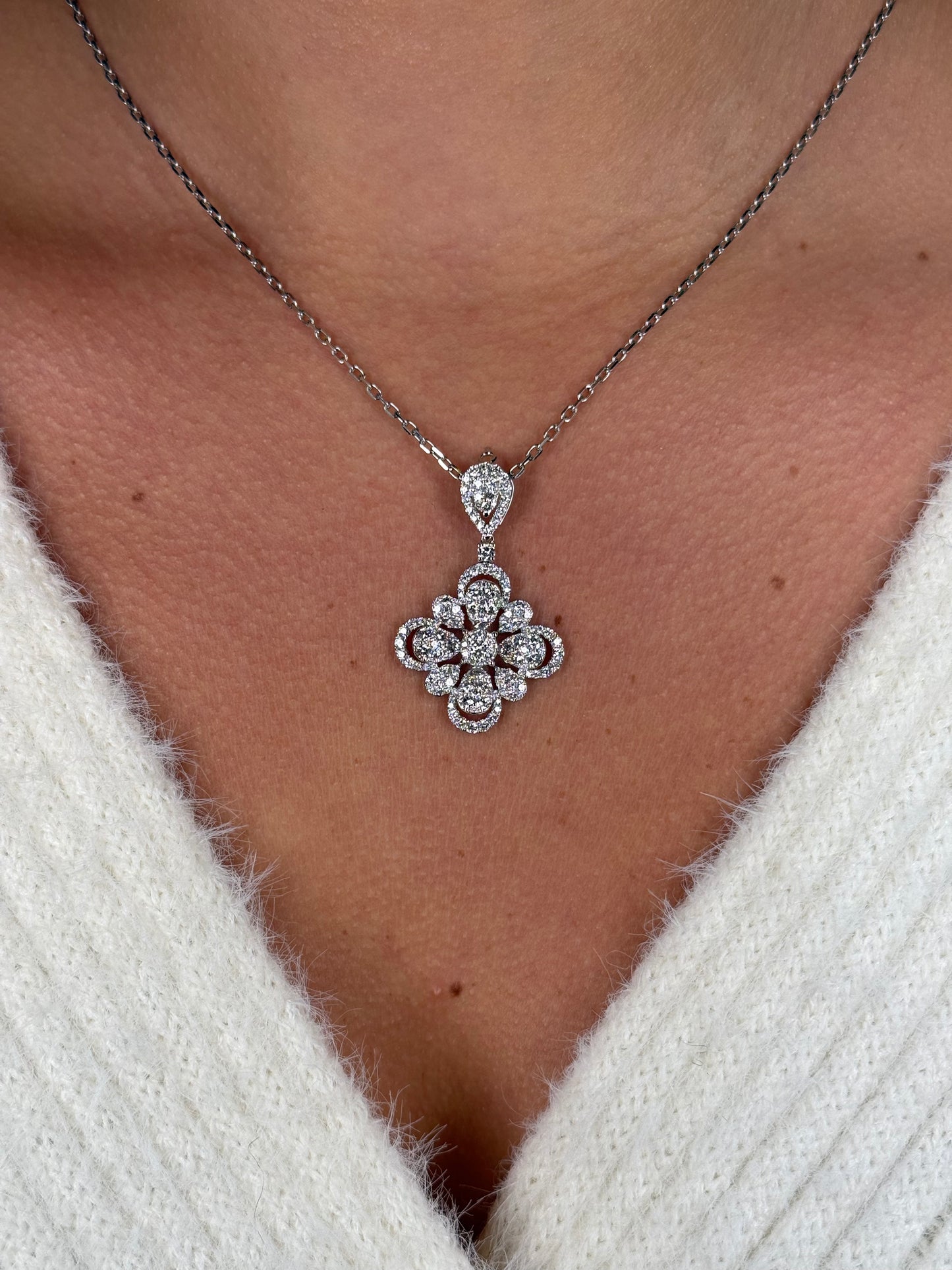 Ladies Round Diamond Cluster Flower Pendant