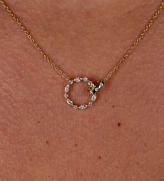 Ladies Alternating Marquise and Round Diamond Circle Necklace