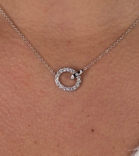 Ladies Round Diamond Circle Necklace