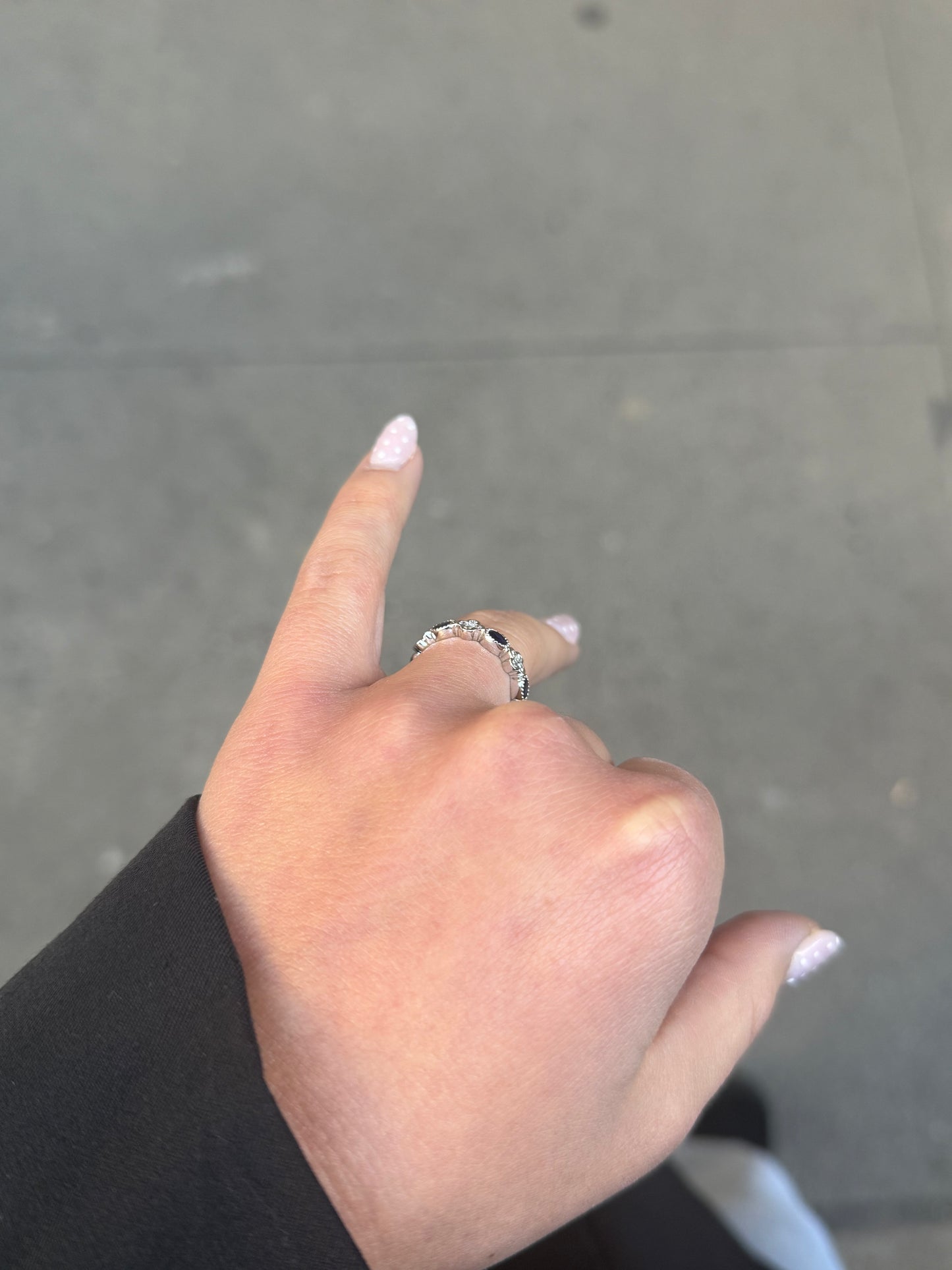 Ladies Alternating Oval Sapphire and Clover Band