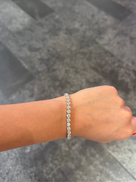 Ladies Lab Grown Bezel Set Round Bracelet