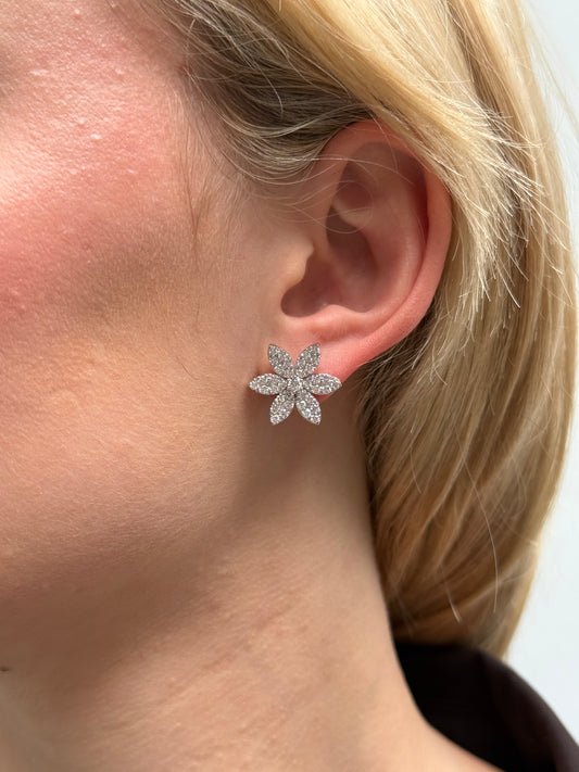 Ladies 6 Flower Pedal Cluster Diamond Earring