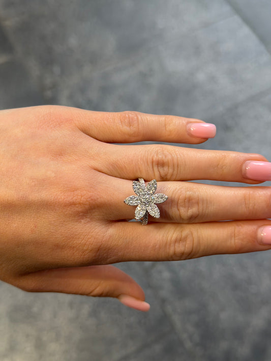 Ladies 6 Flower Pedal Cluster Diamond Ring