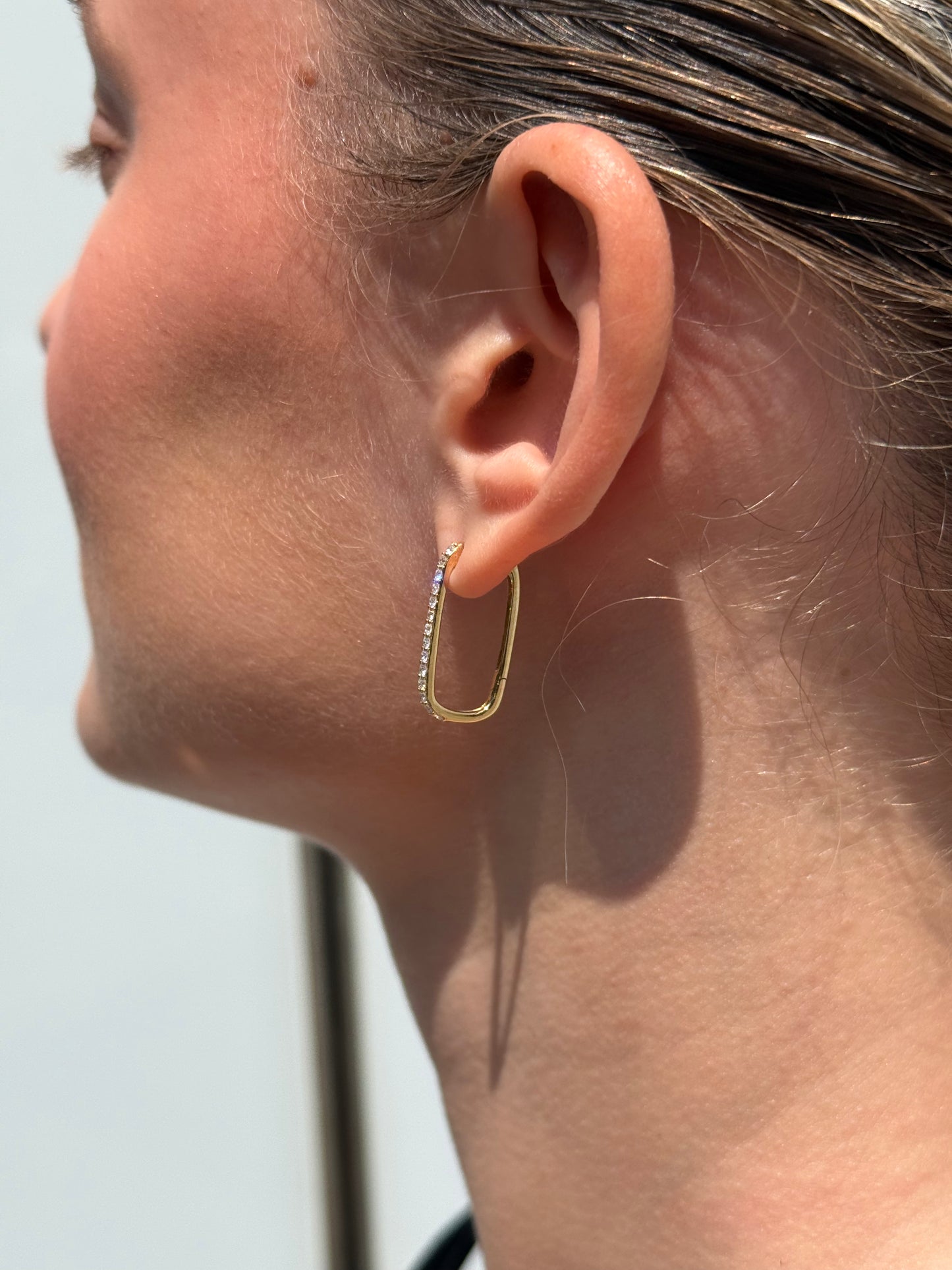 Ladies Single Row Rectangle Earring