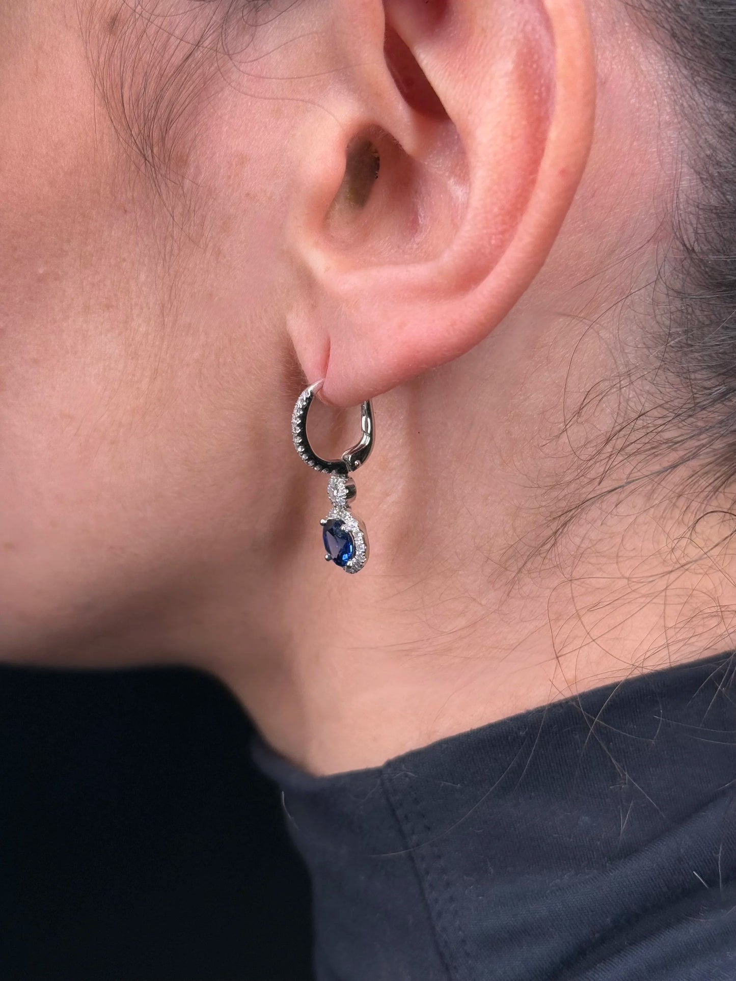 Ladies Dangling Round Sapphire Diamond Earrings