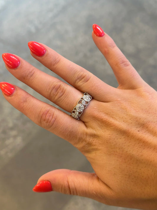 Ladies Round Cluster Miligrain Design Band