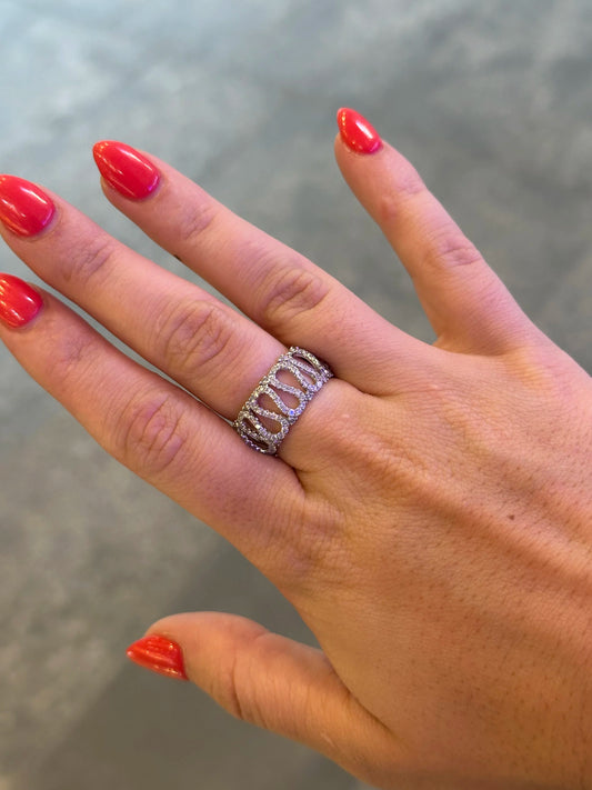 Ladies Serpent Like Diamond Ring