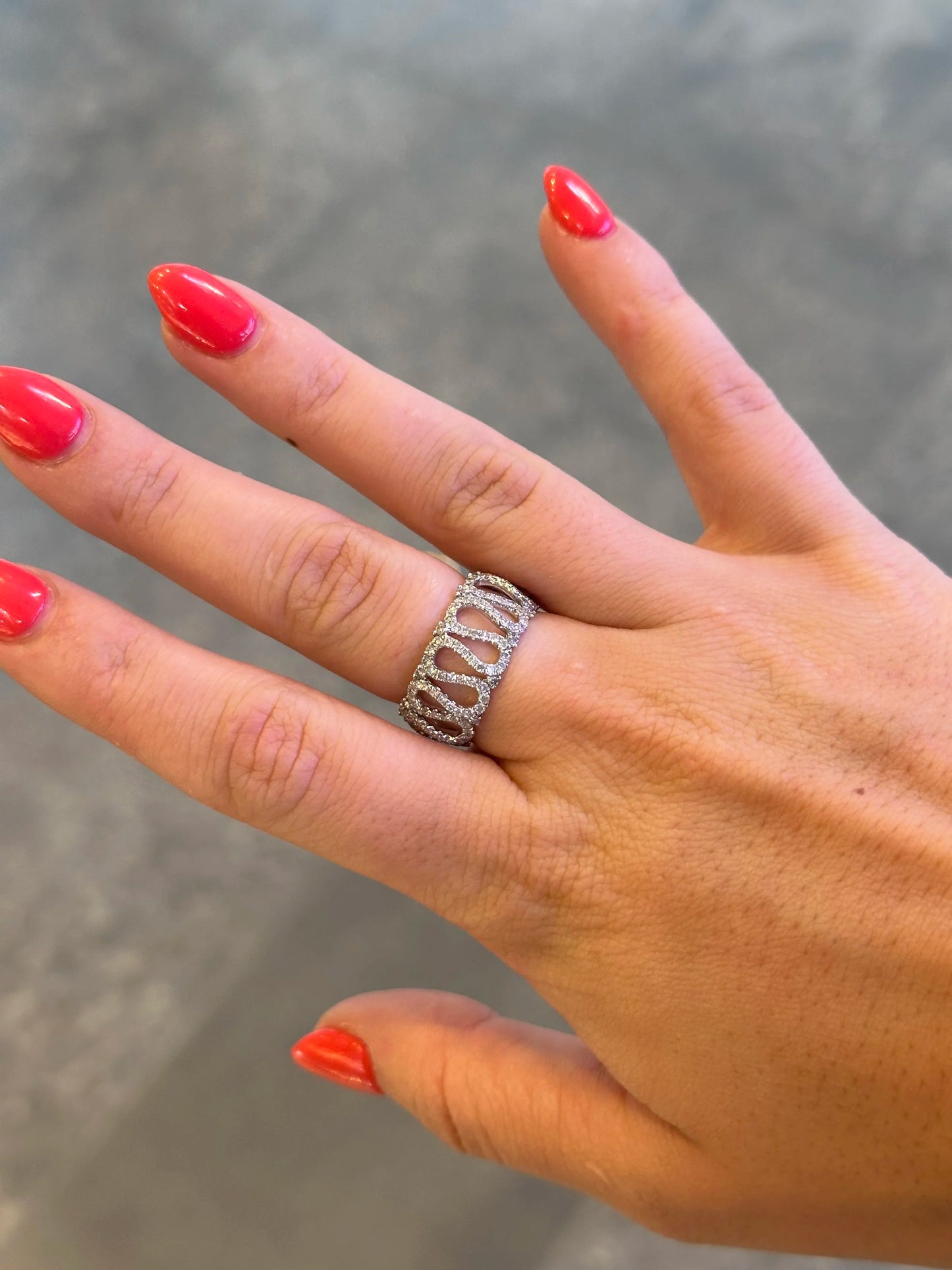 Ladies Serpent Like Diamond Ring