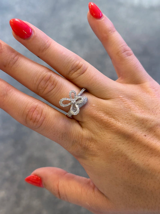 Ladies Butterfly Pave Set Ring