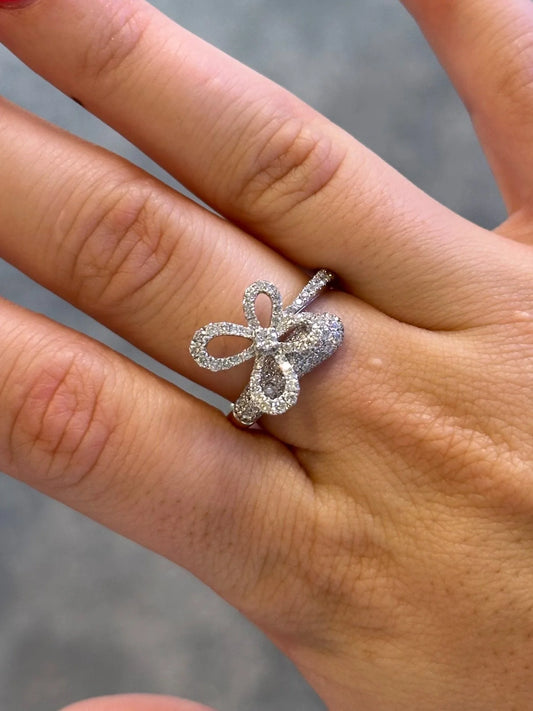 Ladies Butterfly Pave Set Ring