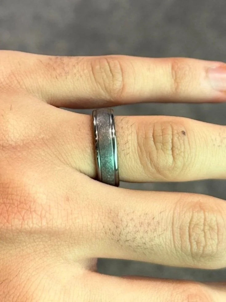 Men’s Scratched Design Wedding Band