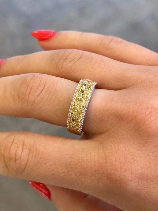 Ladies Yellow Cushion Cut Band