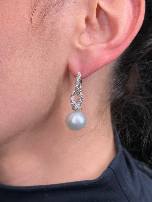 Ladies Dangle Pearl and Diamond Earrings