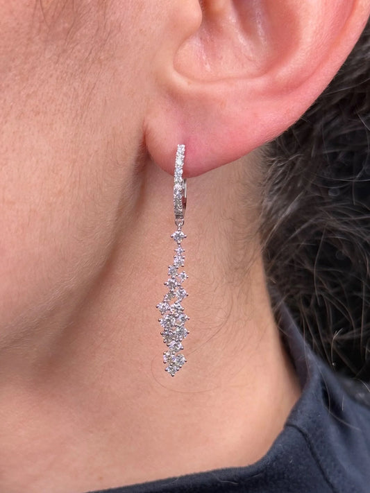 Ladies Alternating Size Diamond Earrings
