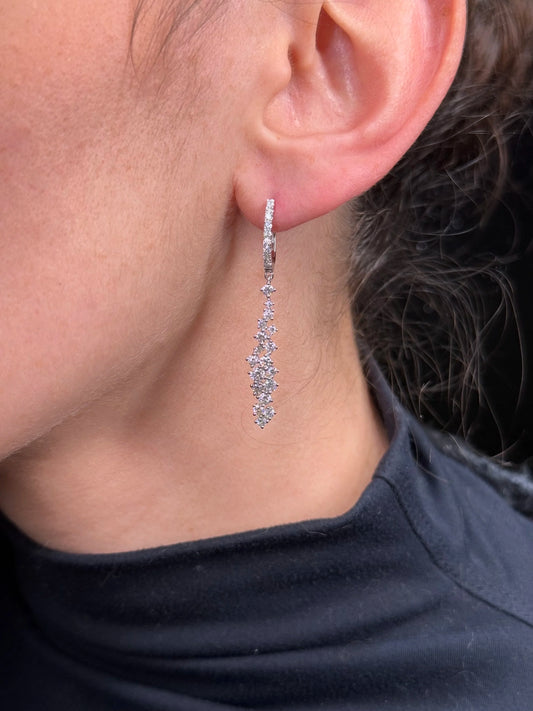 Ladies Alternating Size Diamond Earrings