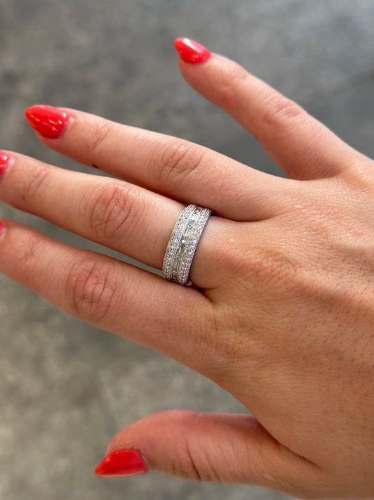 Ladies Round, Baguette, and Princess Cut Half Band