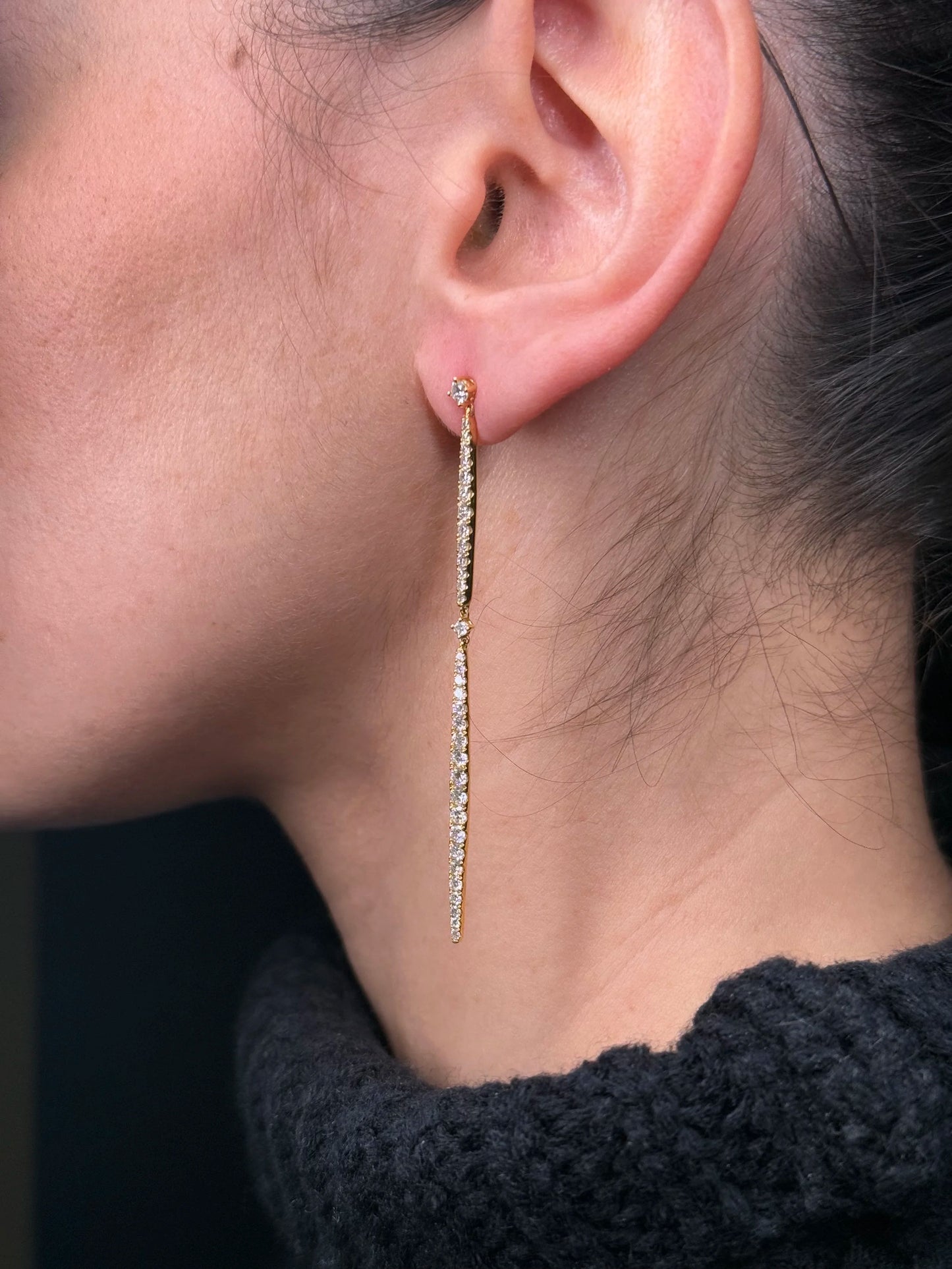 Ladies Dangling Diamond Bar Earrings