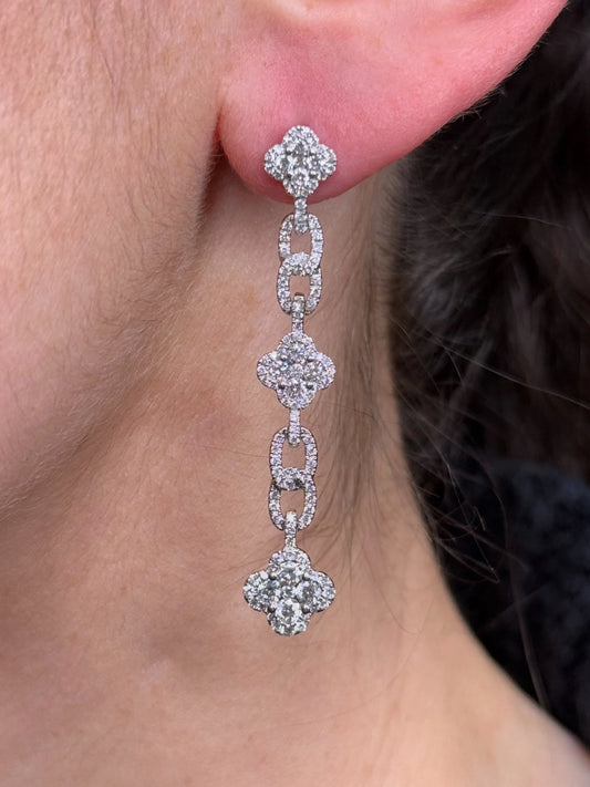 Ladies Clover and Link Dangling Earrings