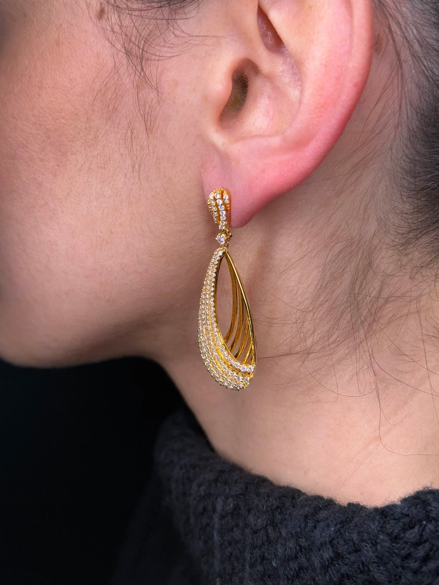 Ladies Pear Shaped Hallow and Diamond Fancy Earrings