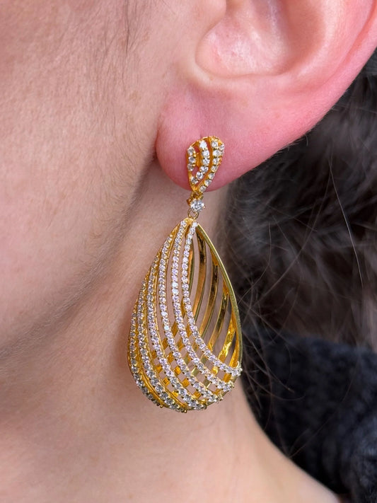 Ladies Pear Shaped Hallow and Diamond Fancy Earrings