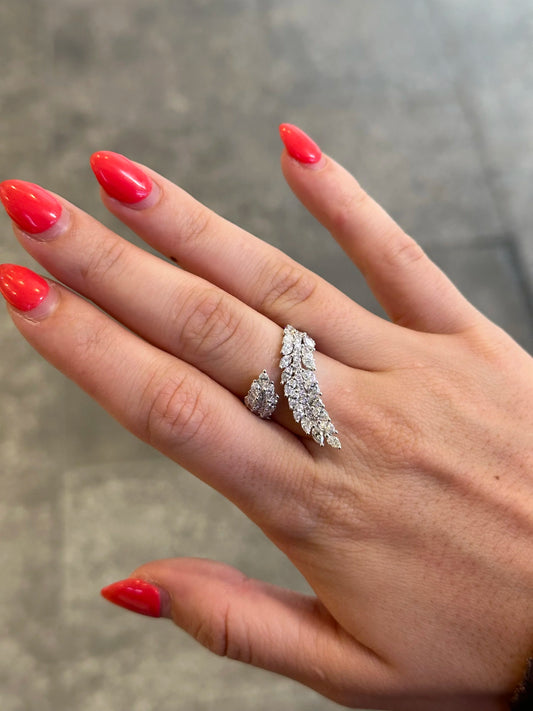 Ladies Stunning Diamond Leaf Ring