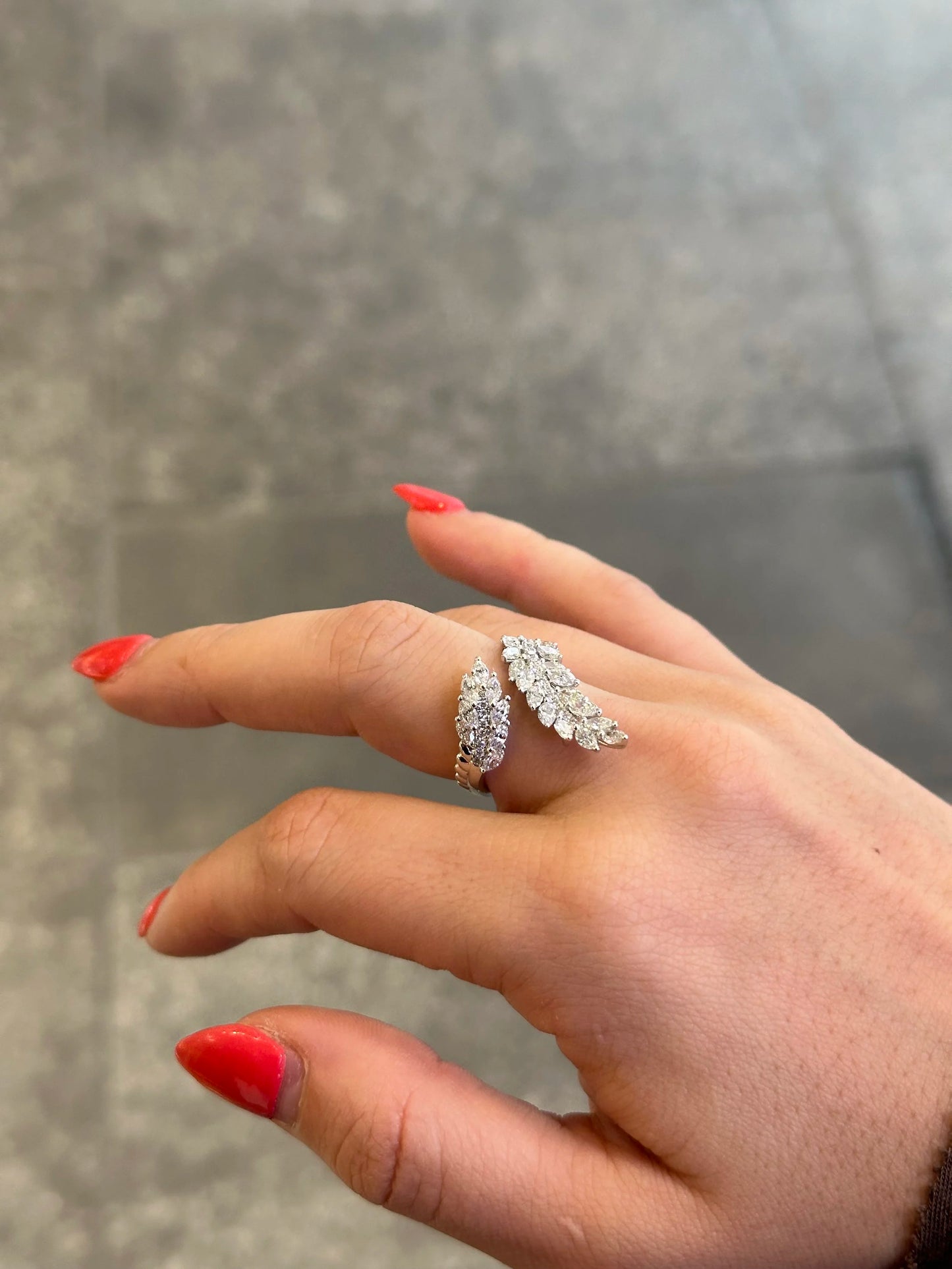 Ladies Stunning Diamond Leaf Ring