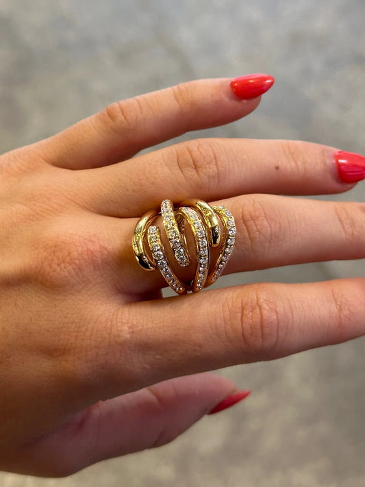 Ladies Split Yellow Gold Diamond Ring