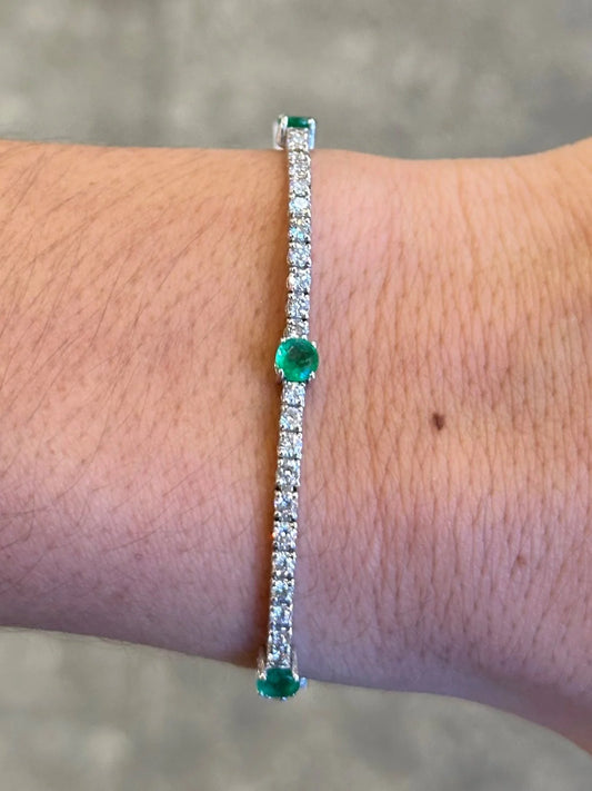 Ladies Five Emeralds Stone Tennis Bracelet