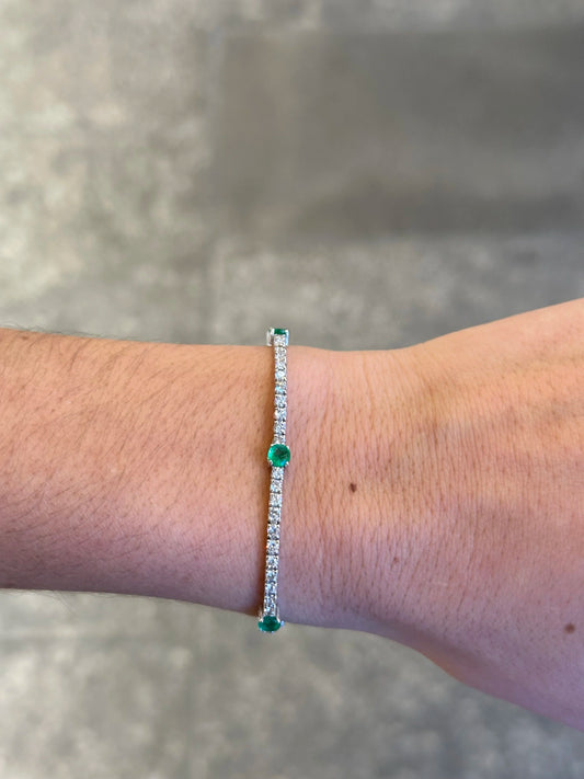 Ladies Five Emeralds Stone Tennis Bracelet