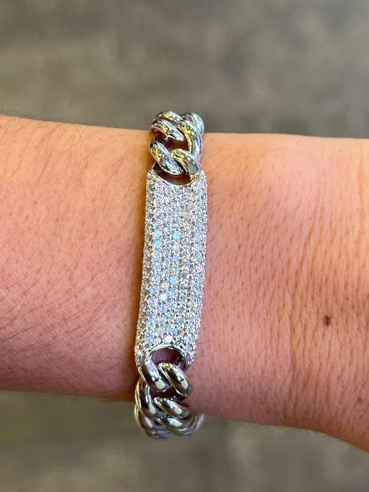 Ladies Gold Link Pave Set Round Diamond Bracelet