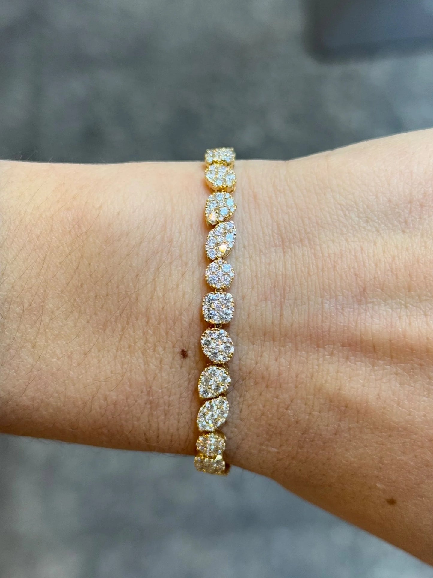 Ladies Multi-Shaped Cluster Diamond Bracelet